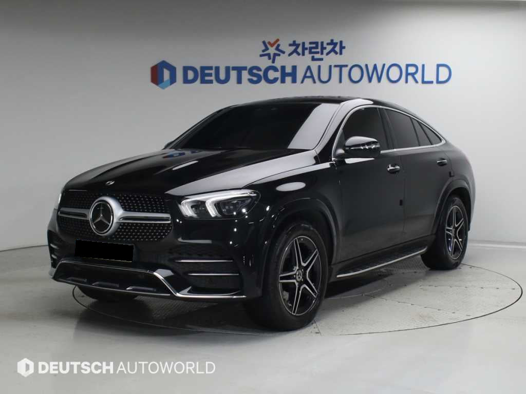Mercedes-Benz GLE-Class — photo 01