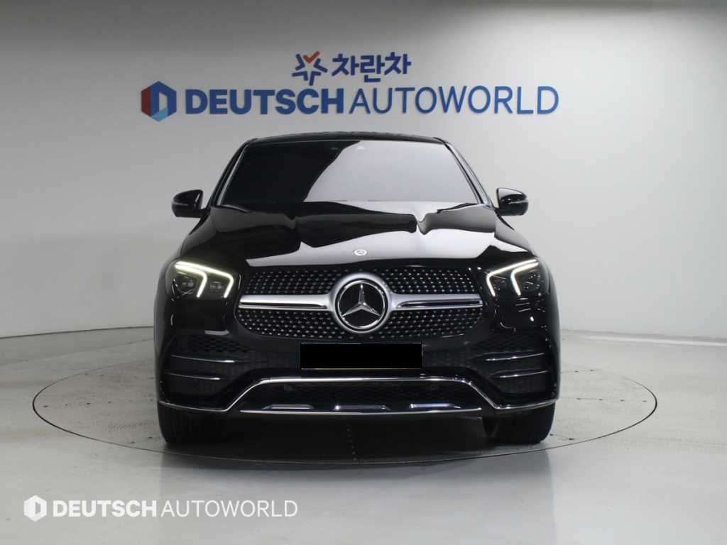 Mercedes-Benz GLE-Class — photo 03