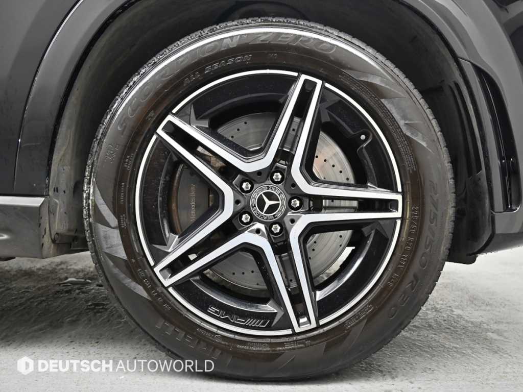 Mercedes-Benz GLE-Class — photo 05