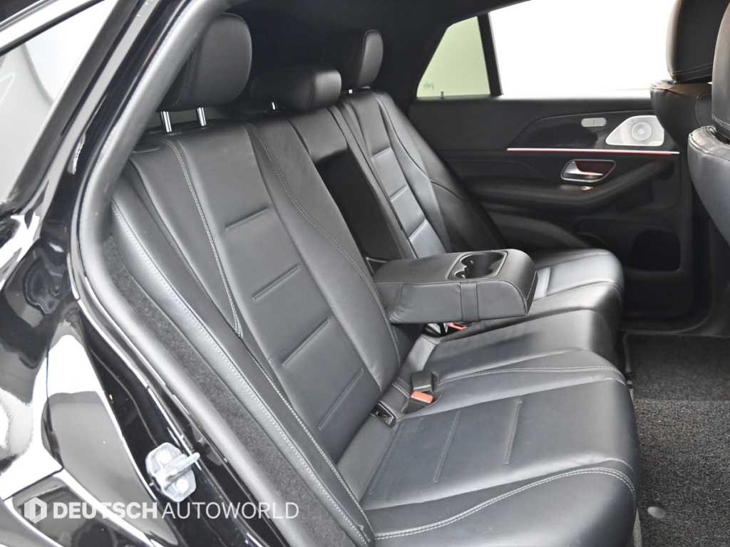 Mercedes-Benz GLE-Class — photo 12