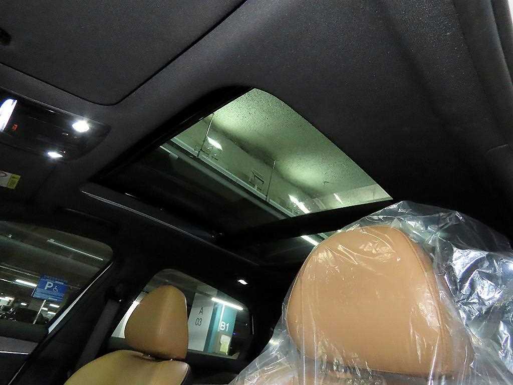 Kia K5 — photo 16