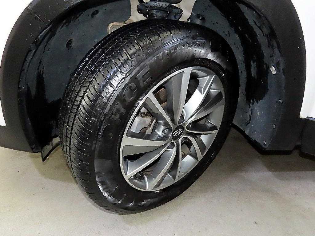 Hyundai Santafe — photo 20