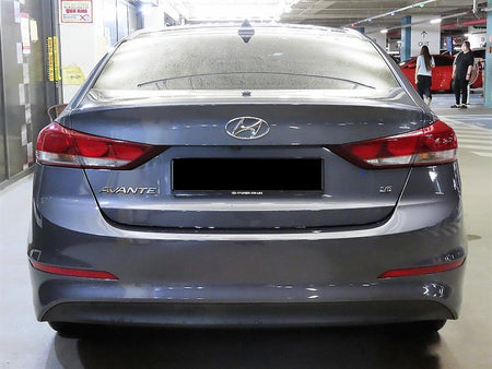 Hyundai Avante — photo 05