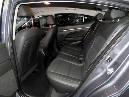 Hyundai Avante — photo 07
