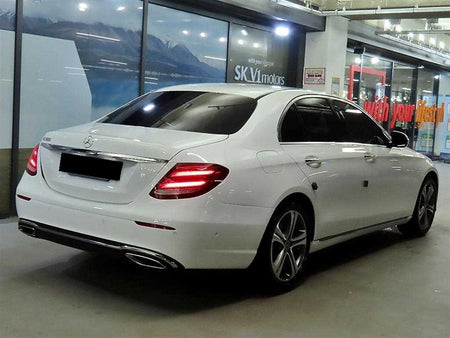Mercedes-Benz E-Class — photo 04