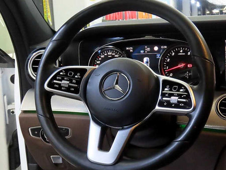 Mercedes-Benz E-Class — photo 08
