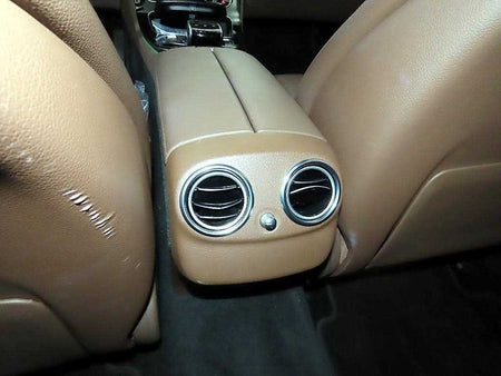 Mercedes-Benz E-Class — photo 15