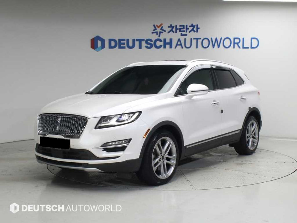 Lincoln MKC — photo 01