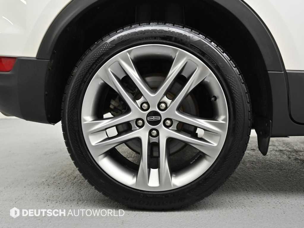 Lincoln MKC — photo 05