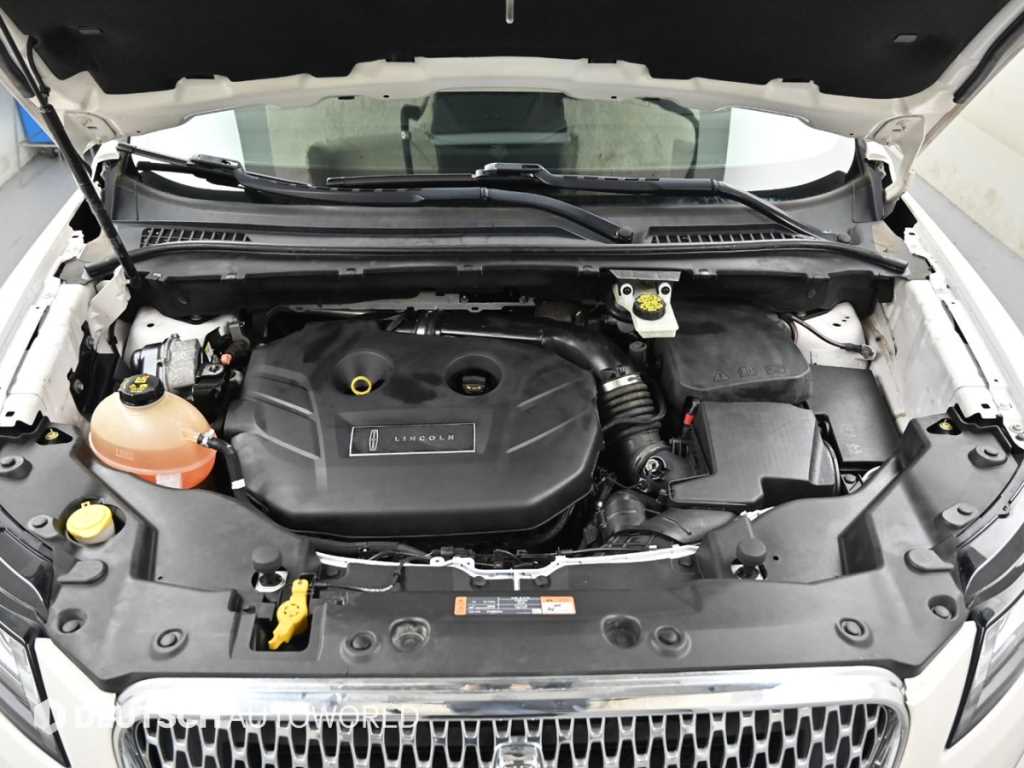 Lincoln MKC — photo 06
