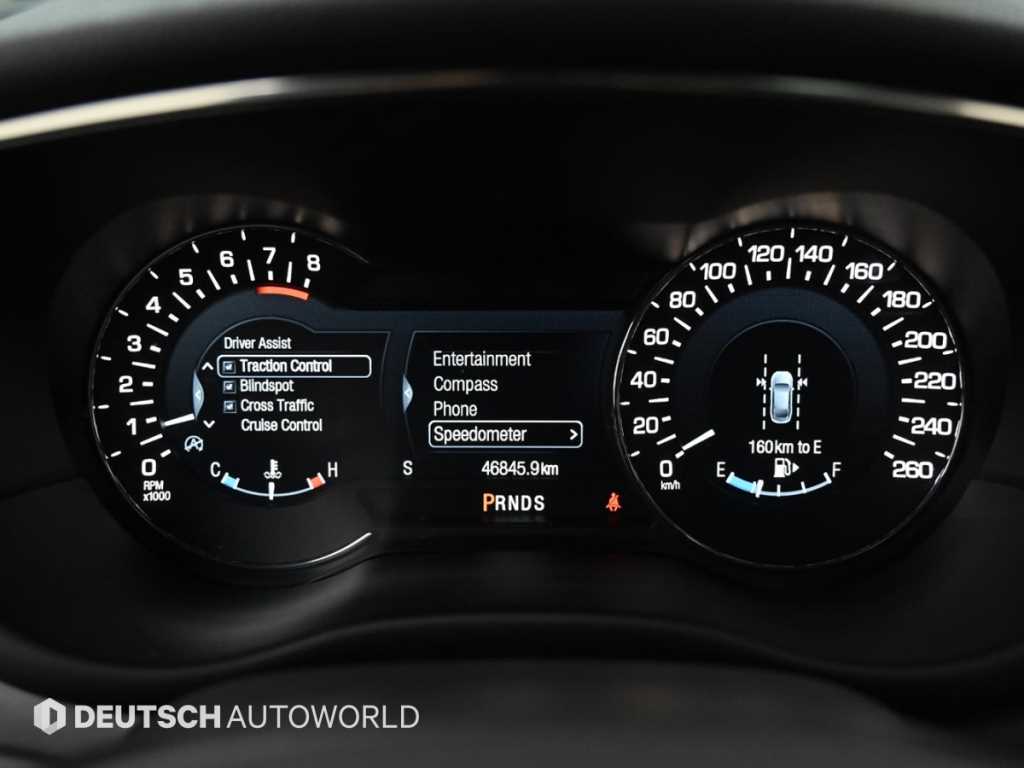 Lincoln MKC — photo 08