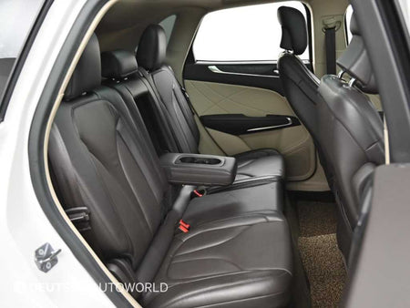 Lincoln MKC — photo 12