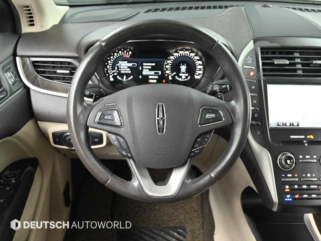 Lincoln MKC — photo 13