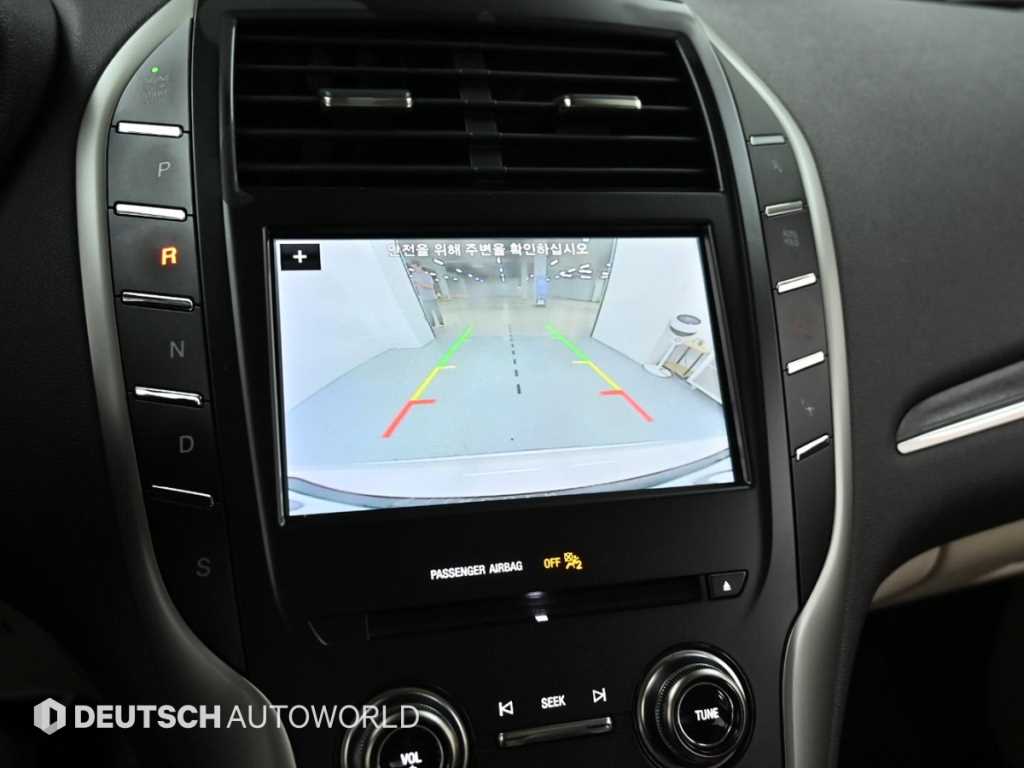 Lincoln MKC — photo 15