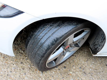 Jaguar XE — photo 20