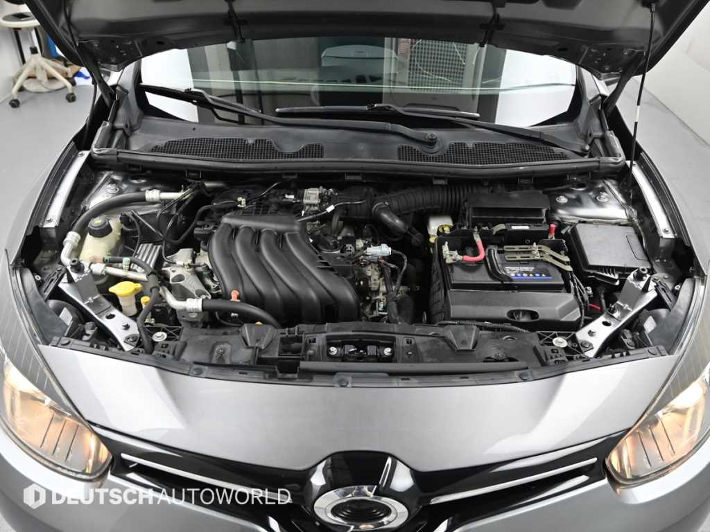 RENAULT SM3 — photo 06