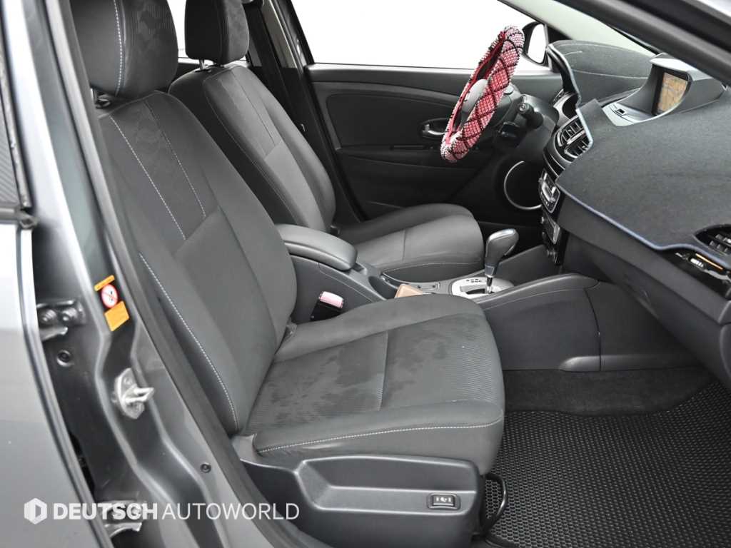 RENAULT SM3 — photo 10
