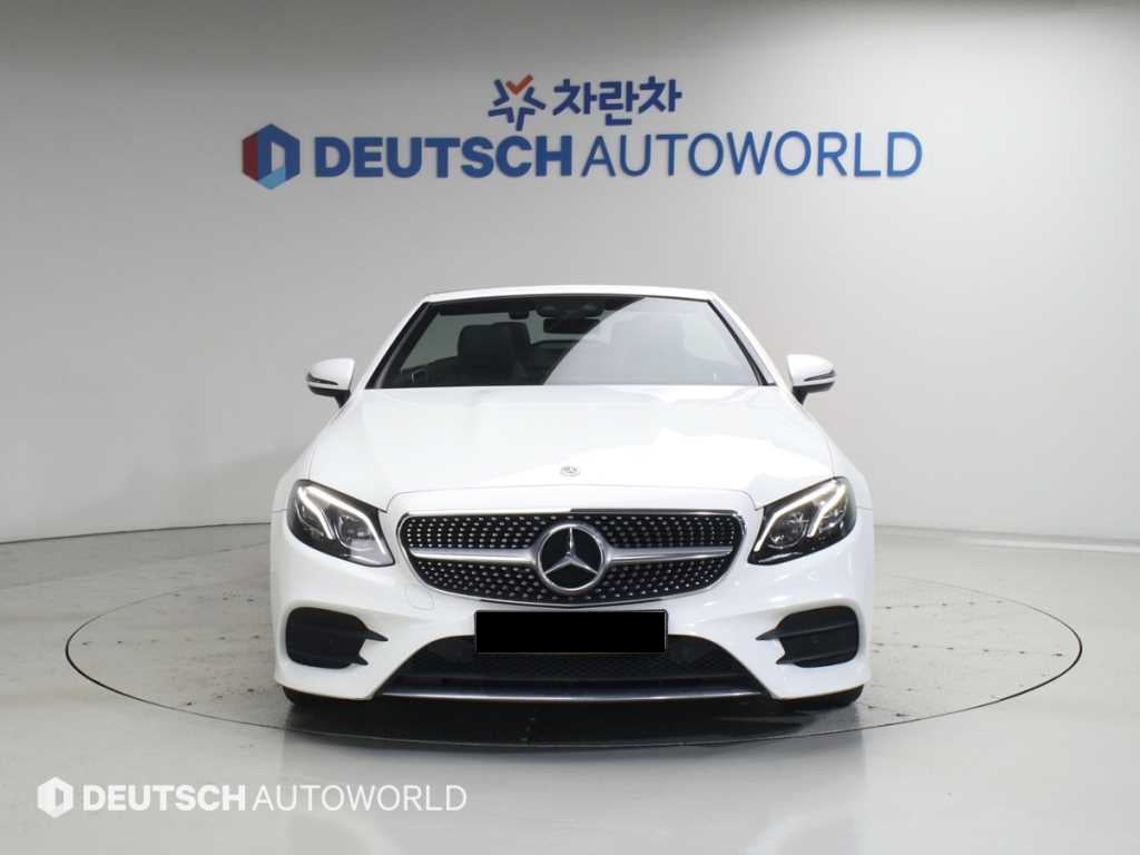 Mercedes-Benz E-Class — photo 03