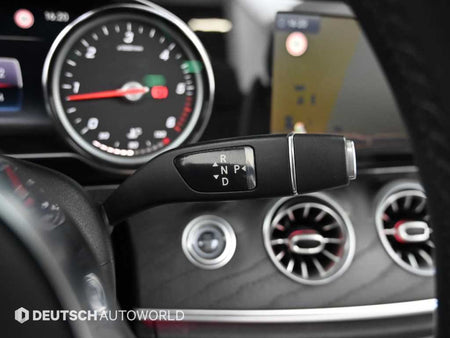 Mercedes-Benz E-Class — photo 09