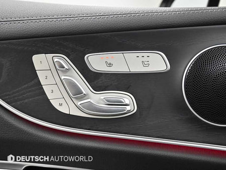 Mercedes-Benz E-Class — photo 17