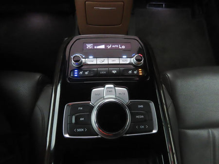 Genesis G90 — photo 08