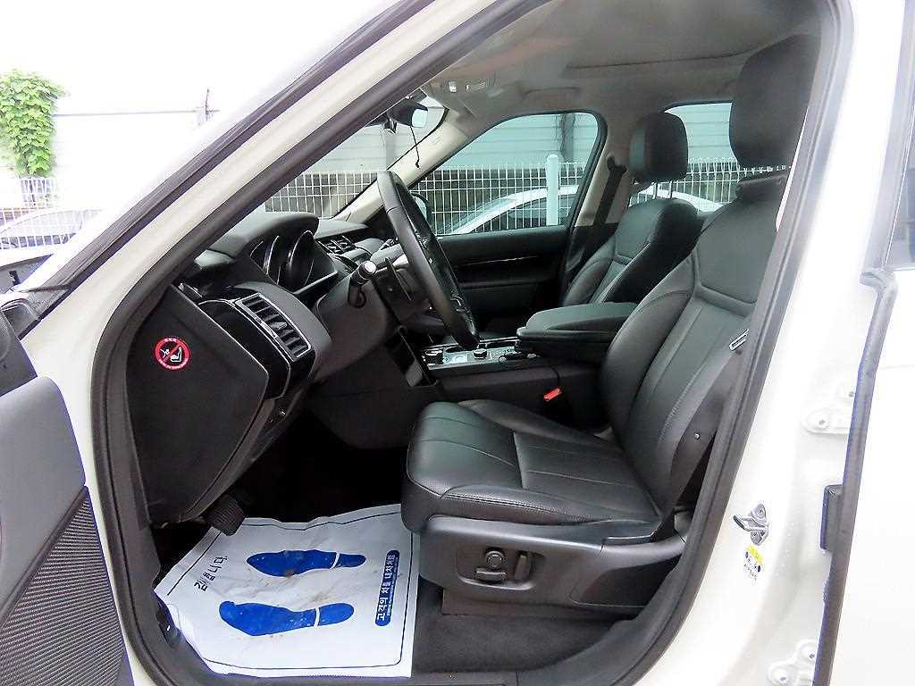 Land Rover Discovery — photo 06