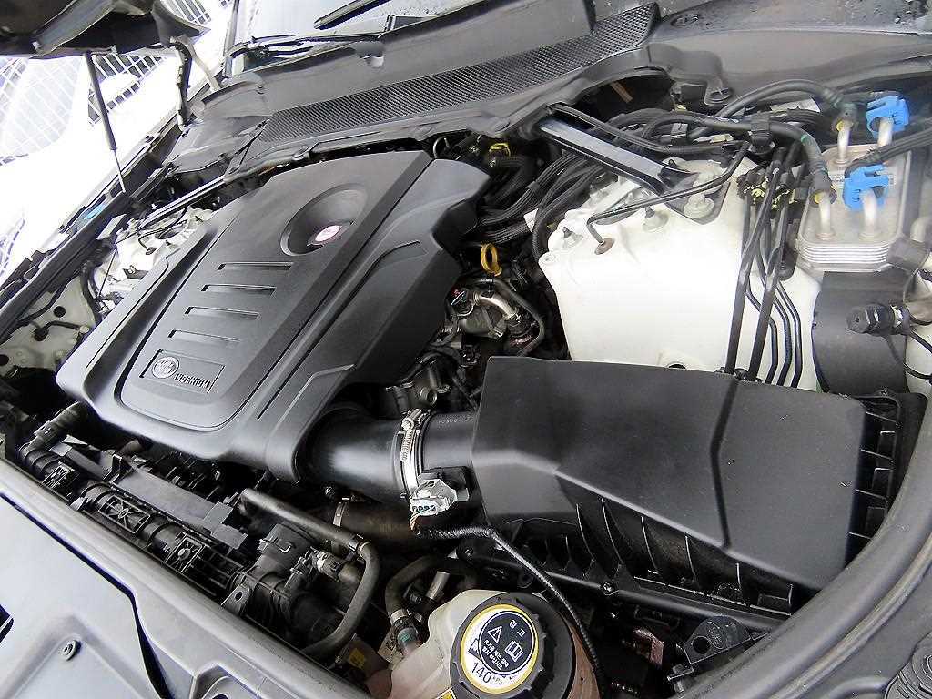 Land Rover Discovery — photo 19