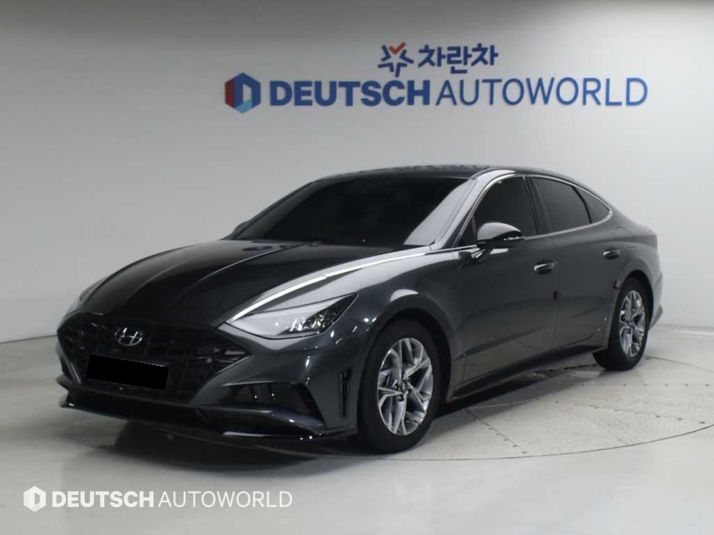 Hyundai Sonata — photo 01