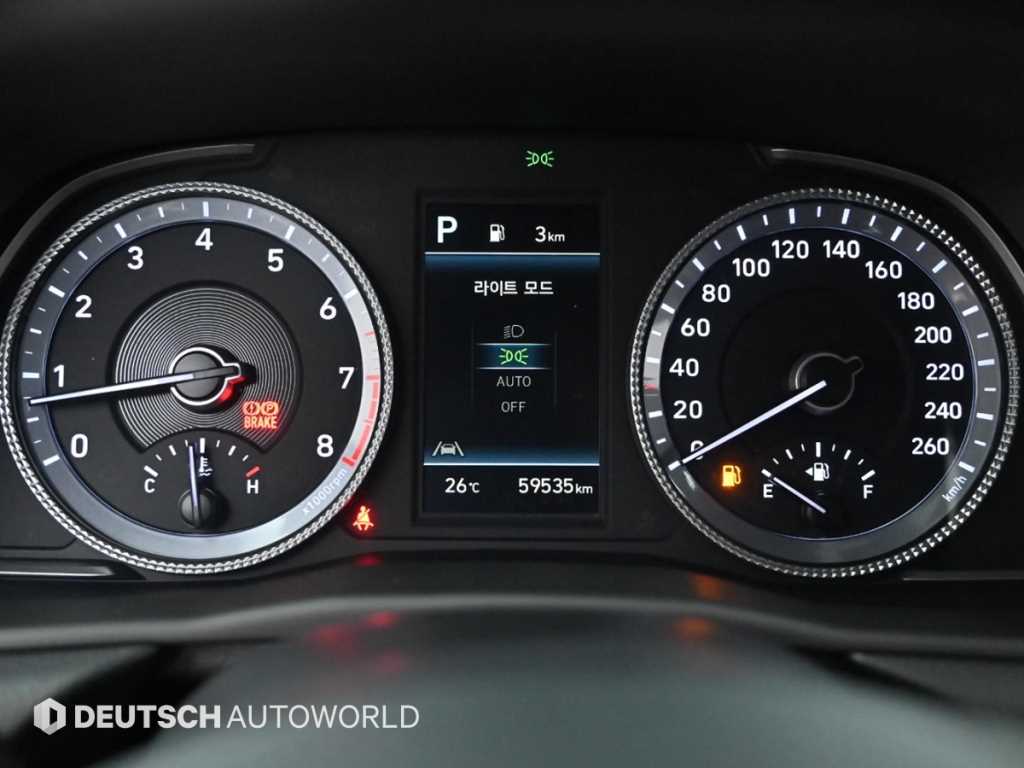 Hyundai Sonata — photo 08