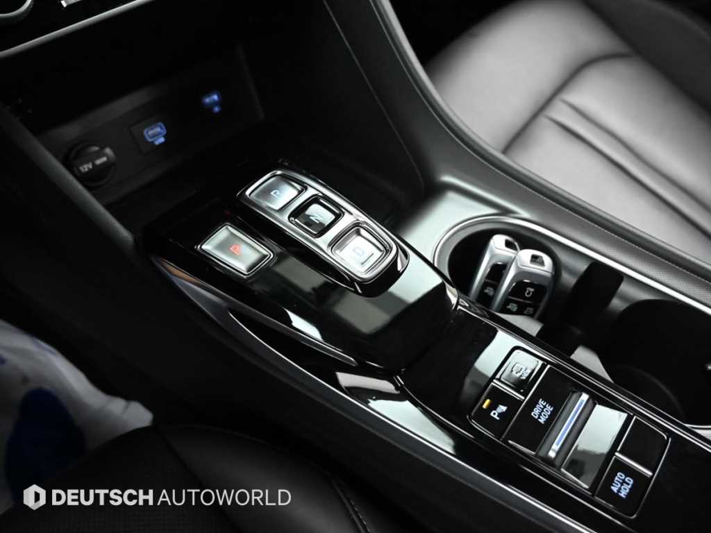 Hyundai Sonata — photo 09