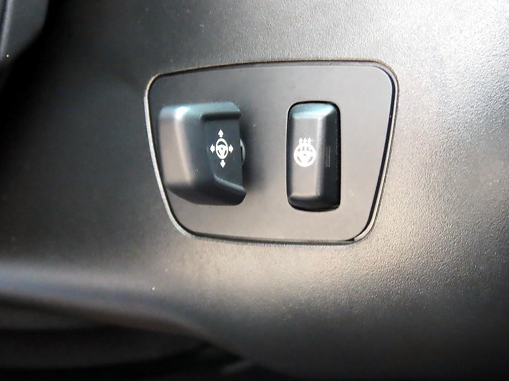 BMW 6-Series — photo 12