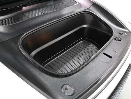 Tesla Model Y — photo 17