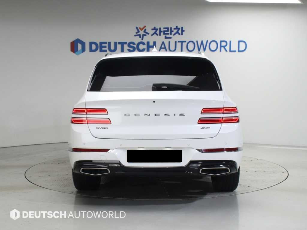 Genesis GV80 — photo 04