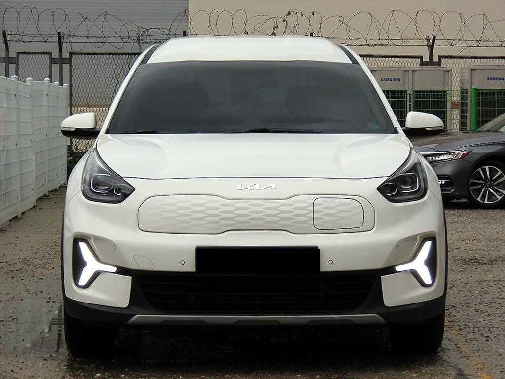 Kia Niro — photo 01