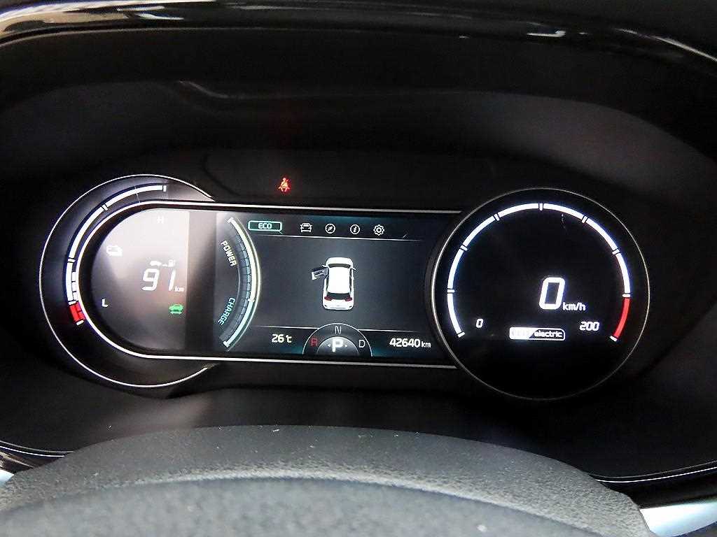 Kia Niro — photo 09