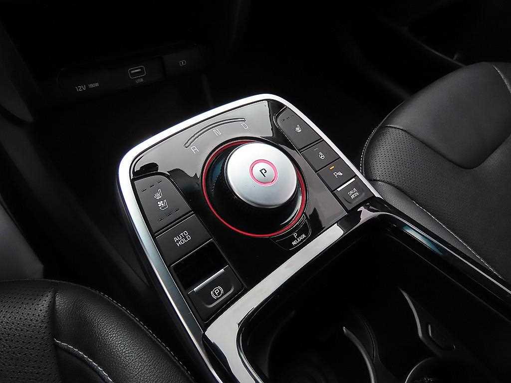 Kia Niro — photo 10