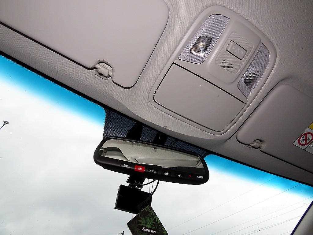 Kia Niro — photo 14