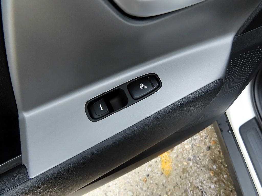 Kia Niro — photo 15