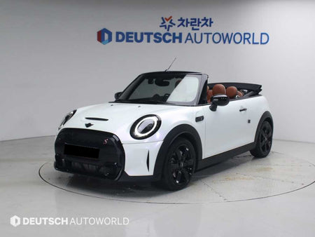 Mini Cooper Convertible — photo 01