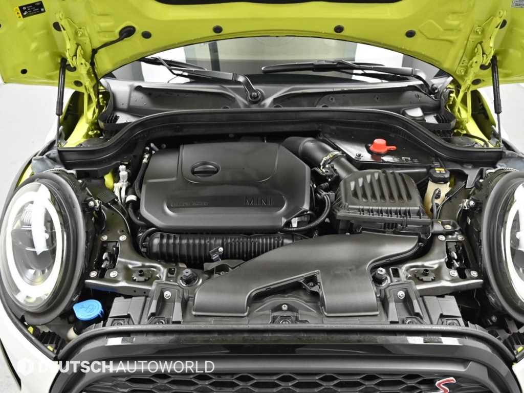 Mini Cooper Convertible — photo 06