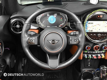 Mini Cooper Convertible — photo 13