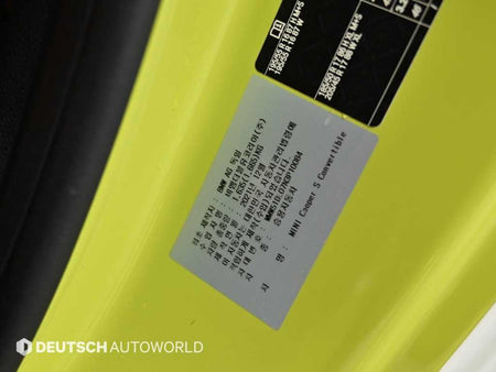 Mini Cooper Convertible — photo 19
