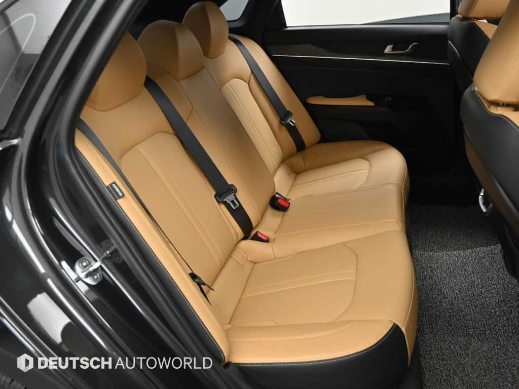 Kia K5 — photo 12