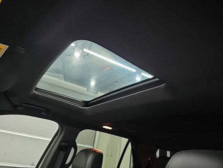 Ford Explorer — photo 14