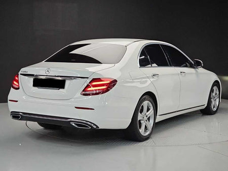 Mercedes-Benz E-Class — photo 04