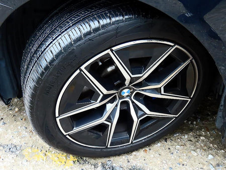 BMW 5-Series — photo 20