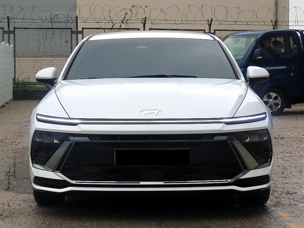 Hyundai Sonata — photo 01
