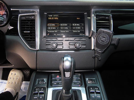 Porsche Macan — photo 12
