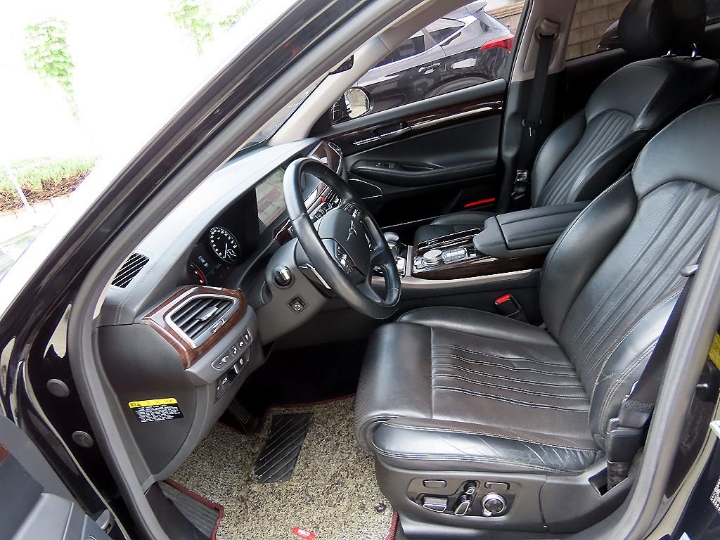 Genesis EQ900 — photo 05