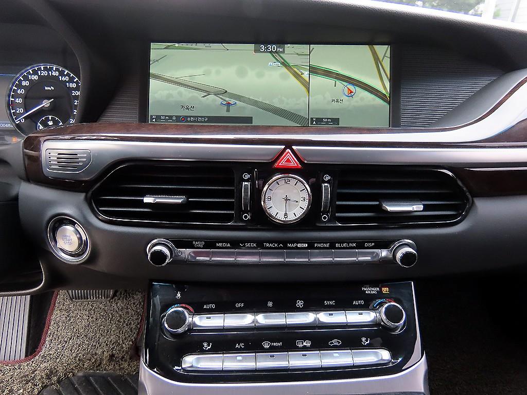 Genesis EQ900 — photo 13